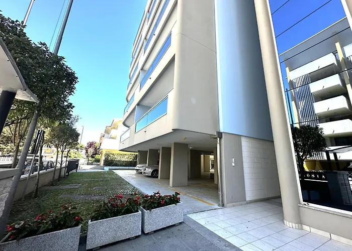 Apartman Modern Seaside Escape With Pool Near The Sea Bibione